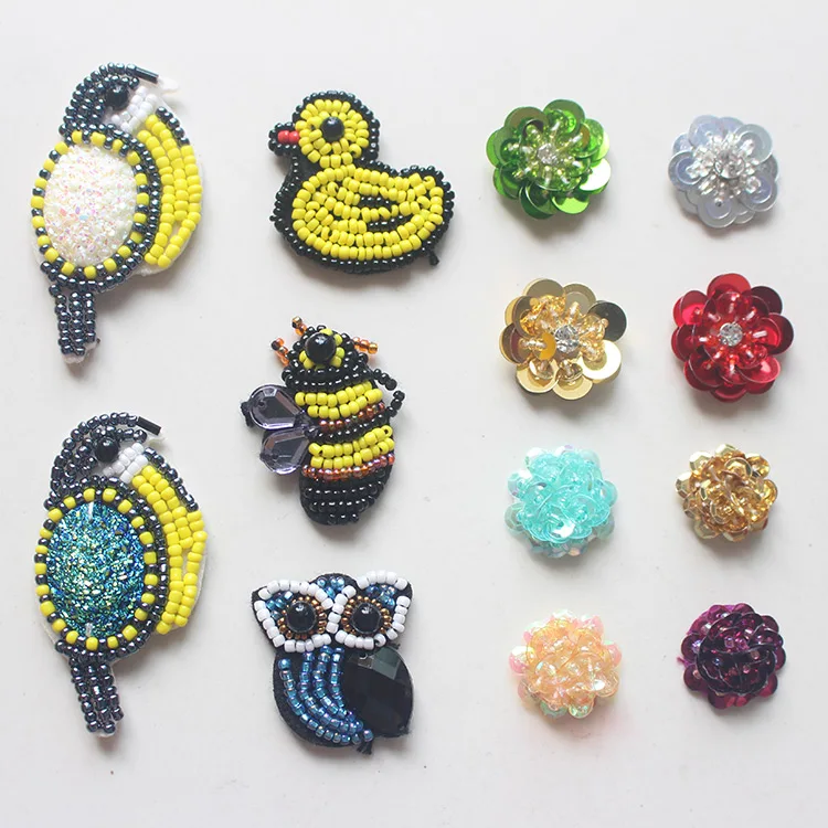 

50 шт./лот ручная работа нашивки с бисером/resin/Стразы/Блестки для одежды аппликации с бисером и блестками цветы ручная работа или клей