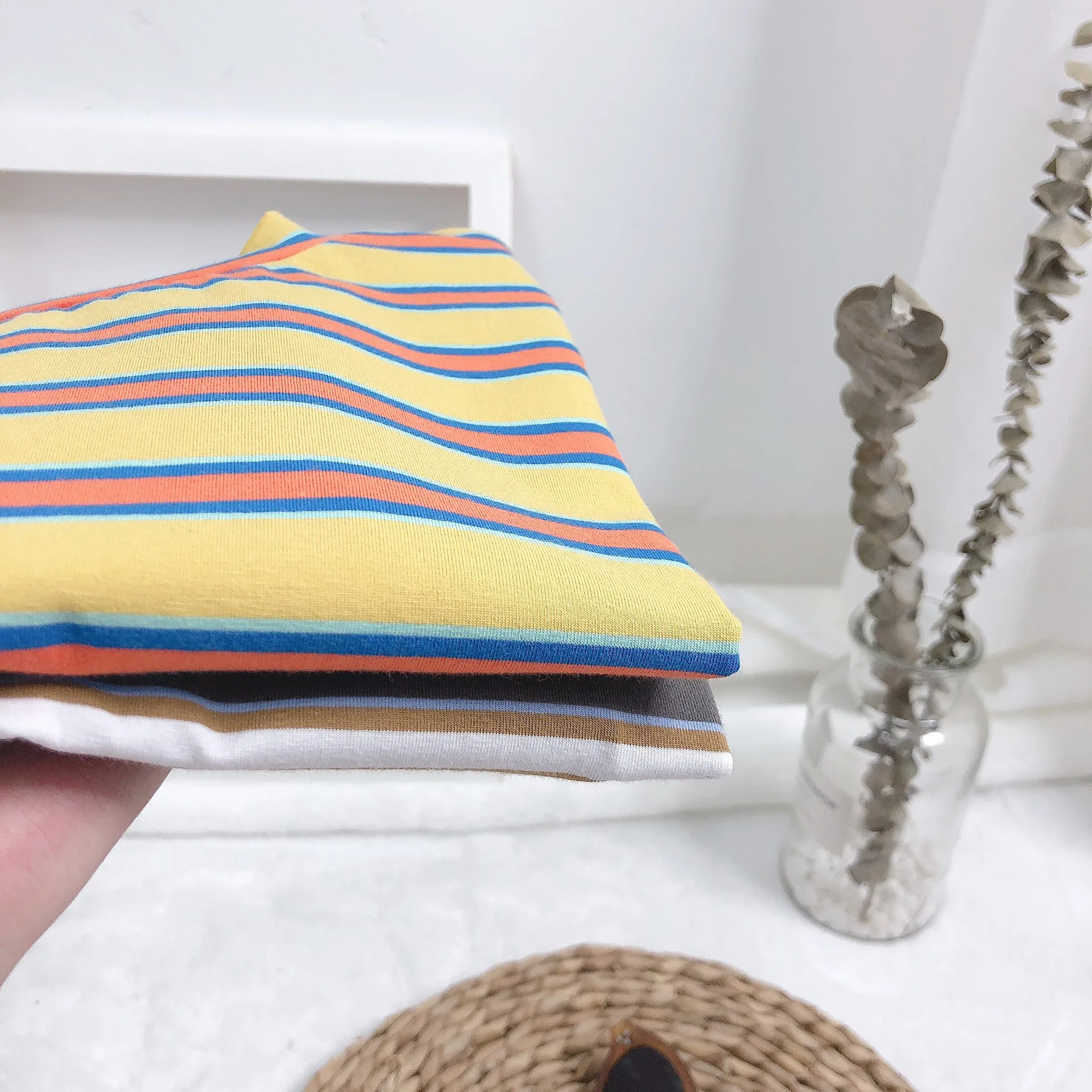 Для маленьких девочек одежда в полоску наборы для ухода за кожей Новинка года лето с короткими рукавами круглый воротник Детские топы футболк