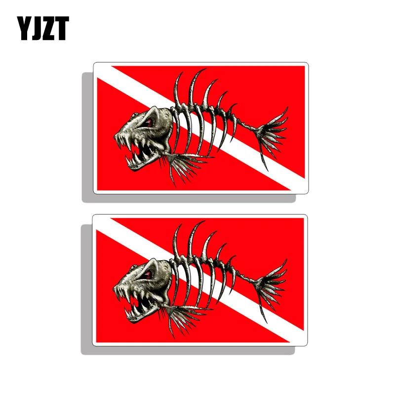 

YJZT 2X 10.4CM*6.2CM Skull Reflective Bone Fish Decal Scuba Diver PVC Car Sticker 12-0534