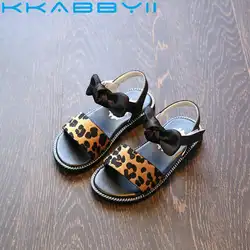 Для девочек Летняя обувь Гладиатор Новая мода с леопардовым принтом детские сандалии обувь для девочек бантом сандалии на плоской подошве
