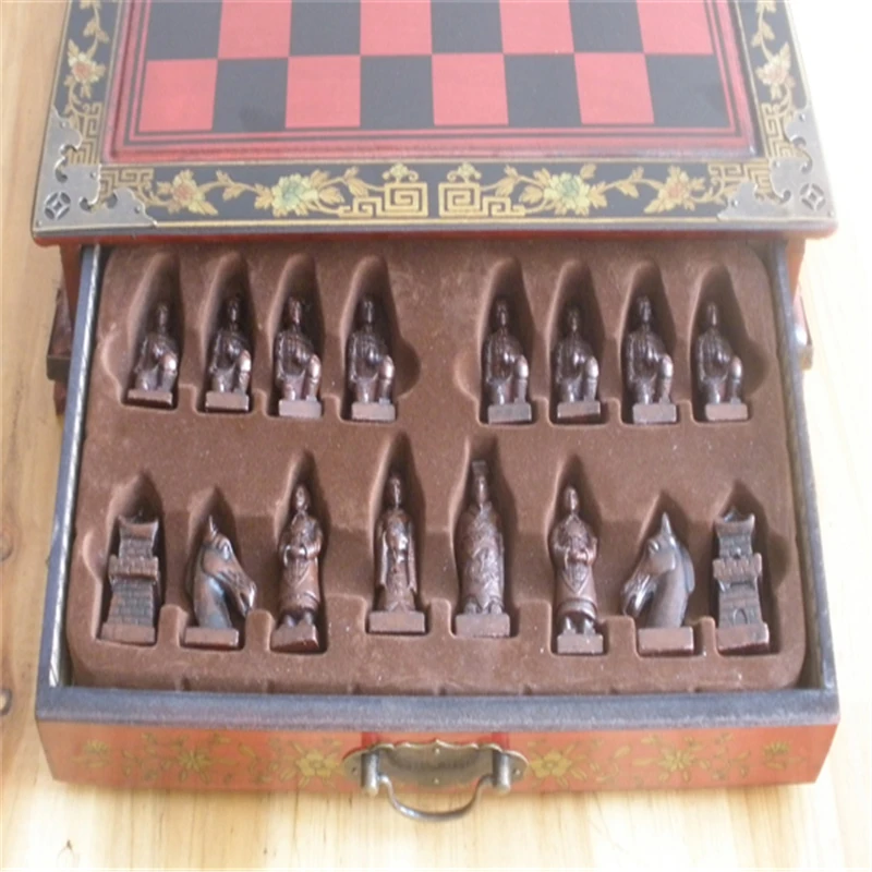 2020 HOT！！！Chinese 32 pieces chess set box Xi’an Terracota Warrior AAA+++