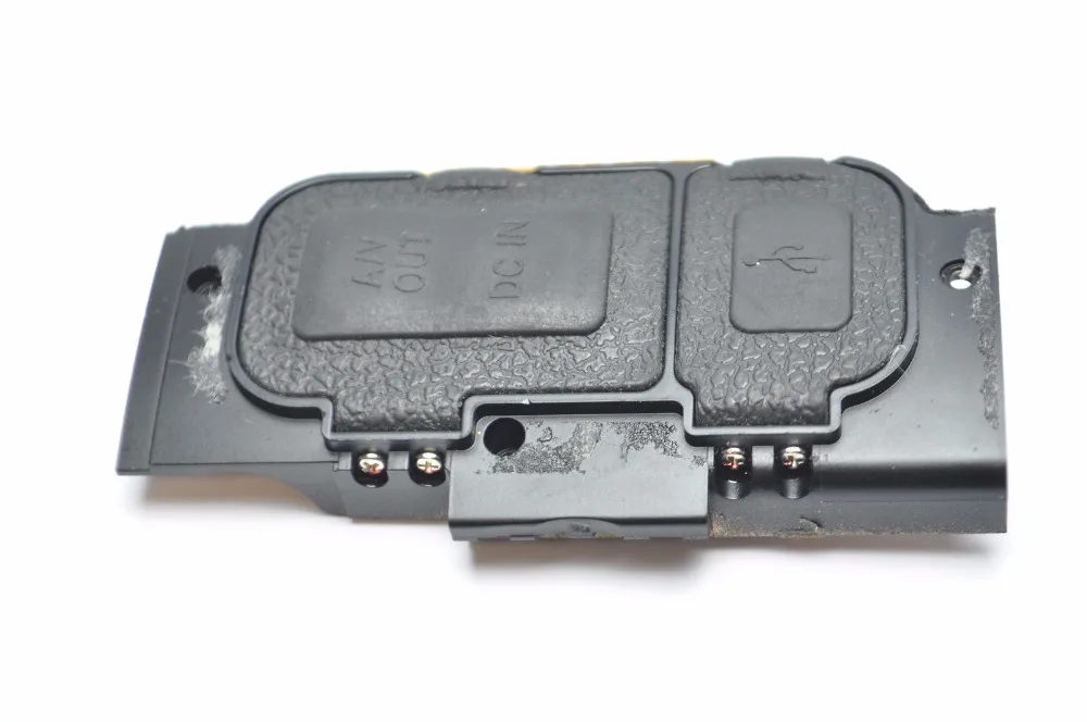 

FREE SHIPPING ! 95%new USB cover For Nikon D2X Side Cover With Rubber Replacement Repair