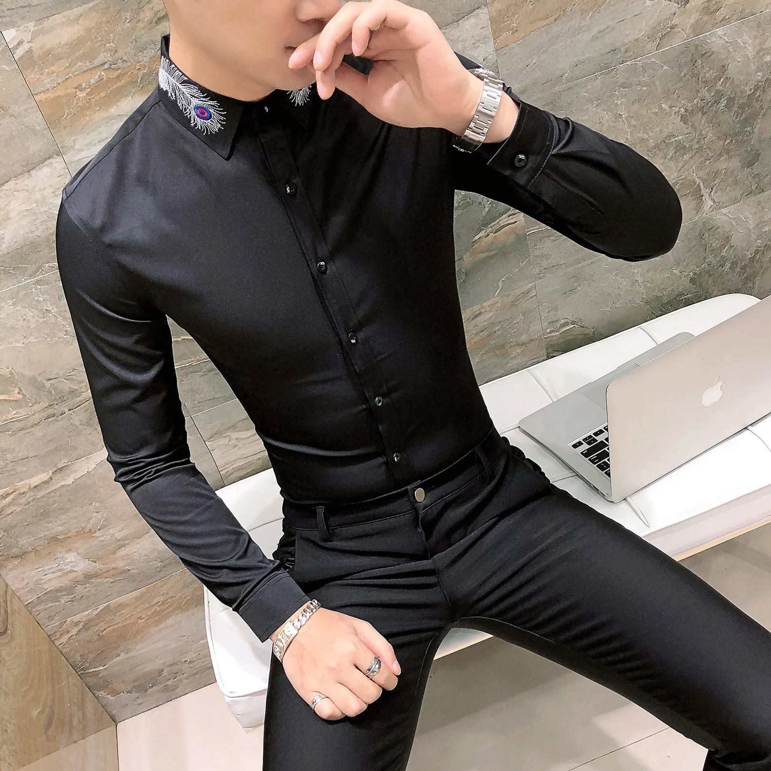 Весенняя Корейская мужская рубашка с длинным рукавом Camisa Masculina, одноцветная модная мужская рубашка с вышитыми перьями, Camisa Homem, Черная - Цвет: black