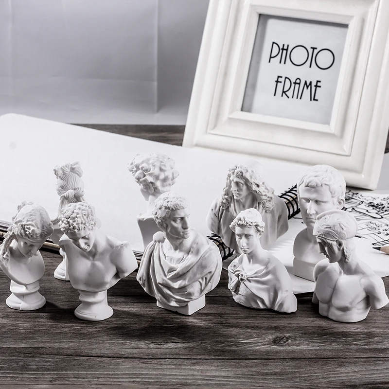 

Dainayw 10Pcs Sketch Avatar Plaster Model 5-8CM Resin Mini Character For Decoration Sketch practice Model Art Painting Supplies