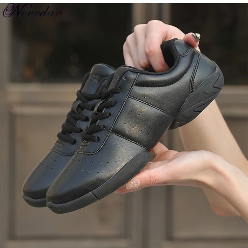 Ceny Dziecięce trampki dziecięce konkurencyjne buty do aerobiku miękkie dno sportowe buty sportowe Jazz nowoczesne buty do tańca kwadratowego