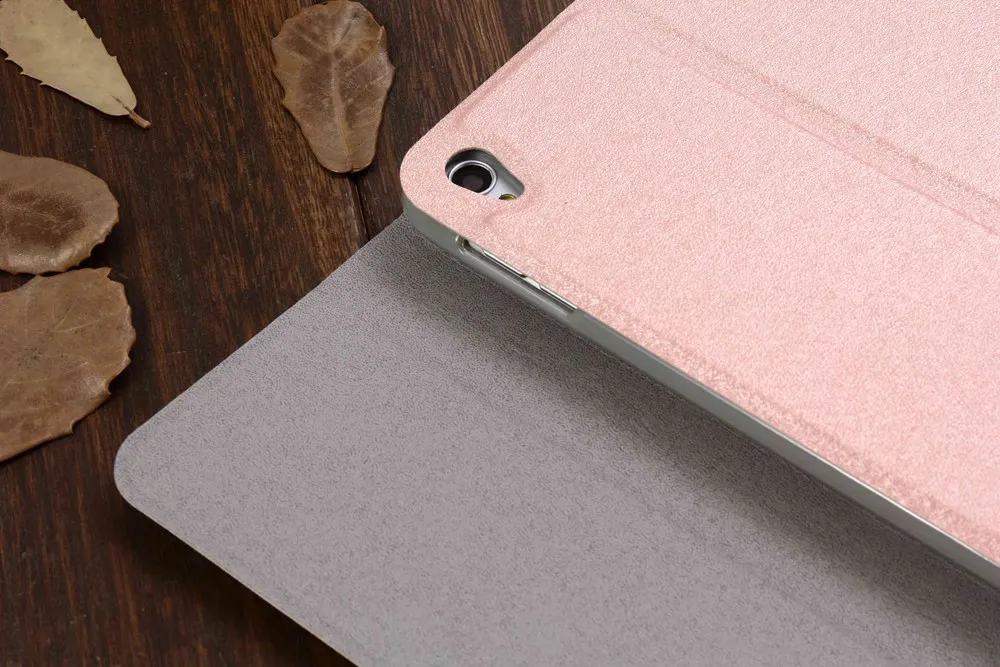 iPad-Pro-10.5-Backlit-Keyboard-Case-n1