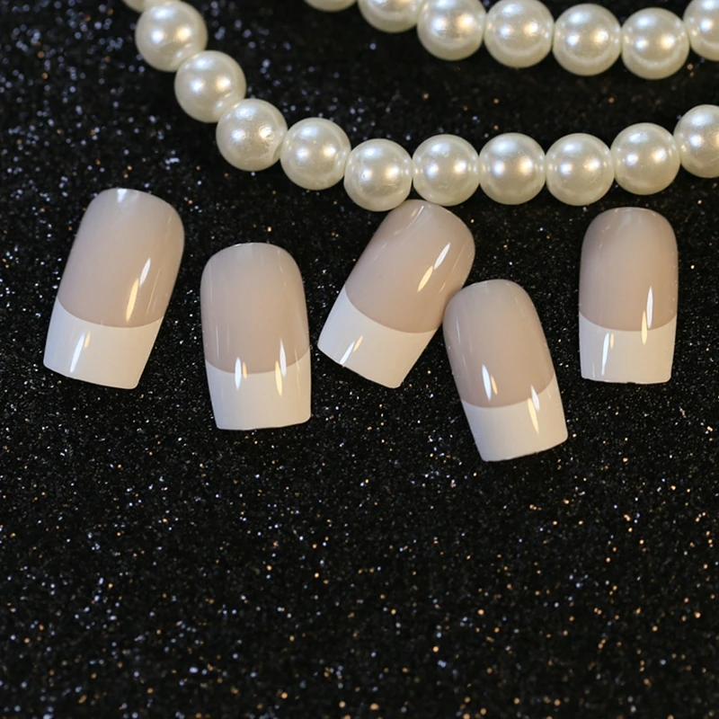 

Fake Natural Pink Nails French Finger Nails Flat Top Nail Art Tips Pre-designed False Artificial Nails Z203