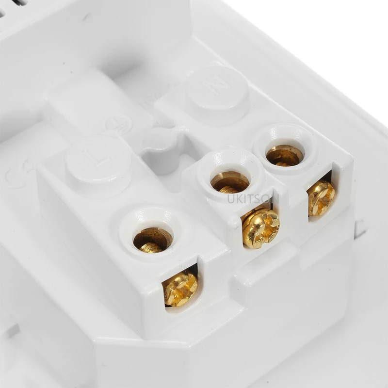 DE Wall Outlet pic 8