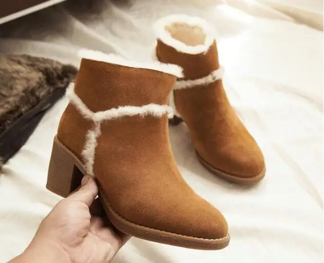 

2019 New European Fashion Winter Warm Suede Women Ankle Boots Round Toe Slip-on Plush Lining Chunky Heel Women Short Boots