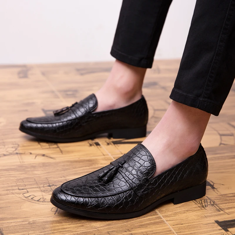 Men Shoes Loafers Slip On Moccasins Flats Casual Boat Driving shoes size 38-47