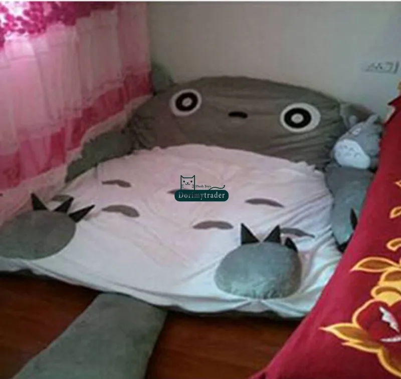 Dorimytrader 200cm X 160cm Huge Soft Plush  Cartoon Anime Totoro Bed Tatami Mattess Sofa Kids Play and Sleeping Carpet Present DY6327(36)