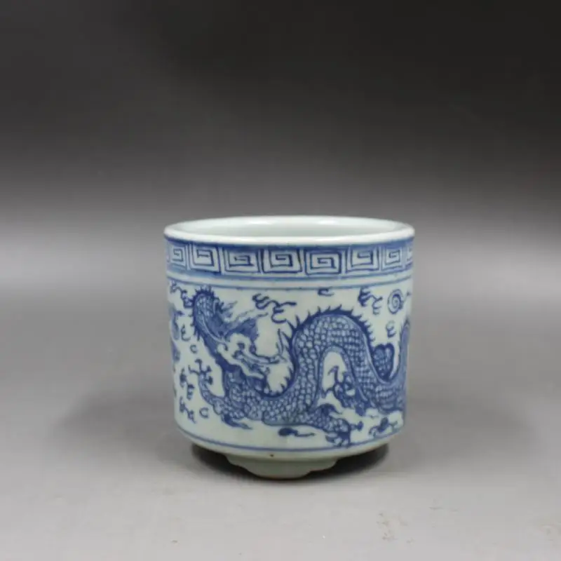 ^Cheap Chinese old porcelain Blue and White Porcelain Dragon and Phoenix Tripod pen container ^Cheap Chinese old porcelain Blue and White Porcelain Dragon and Phoenix Tripod pen container