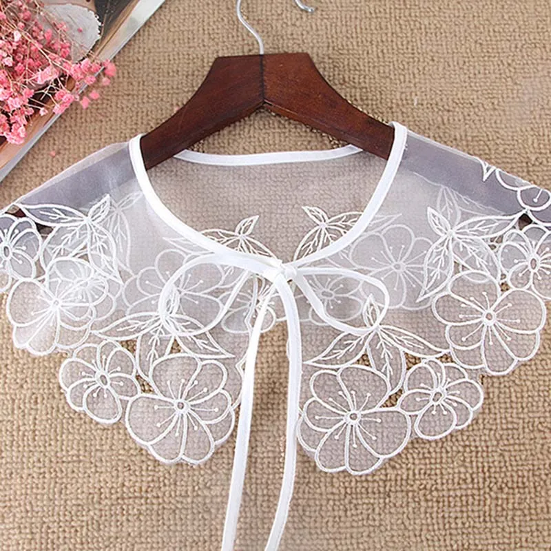 

Women Detachable Chiffon Collar Hollow Dot Embroidery Fake Collar Daffodil Round Flower Tip Petal Edge Section Fake Tie