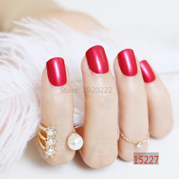 

2020 Fashion Women candy false nails false nails short round tail tip Red N15227