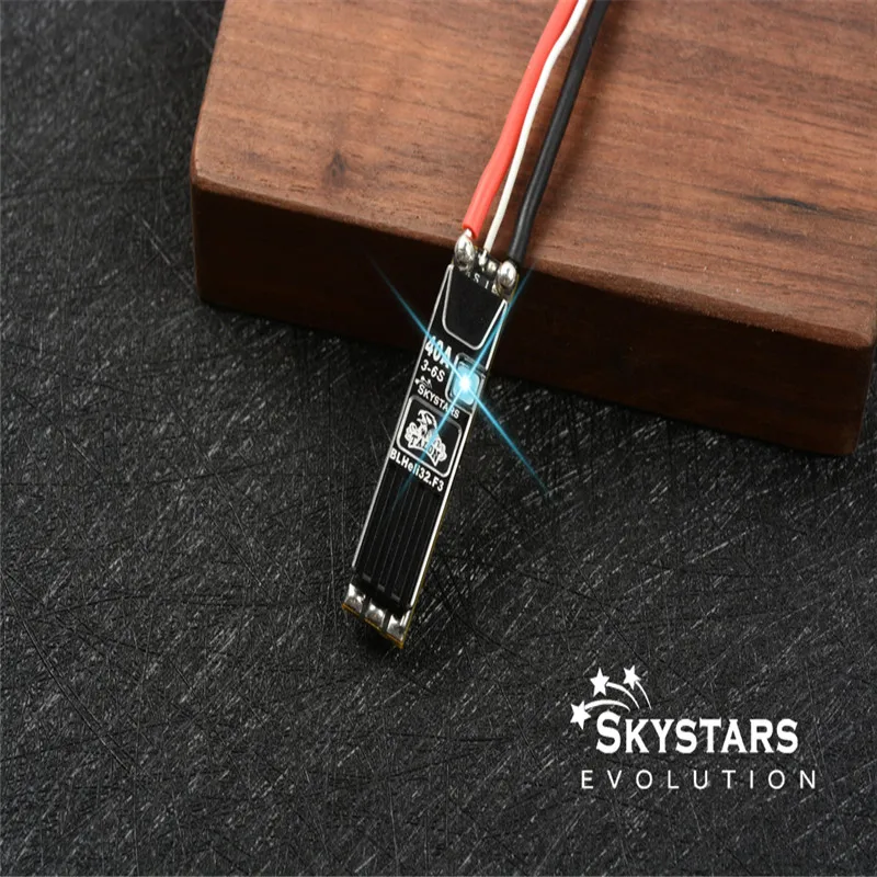 

Skystars Talon32 Slim40A 40A BL_32 F3 3-6S ESC w/ RGB LED Support Telemetry for RC Drone FPV Racing Frame With Slim Arm