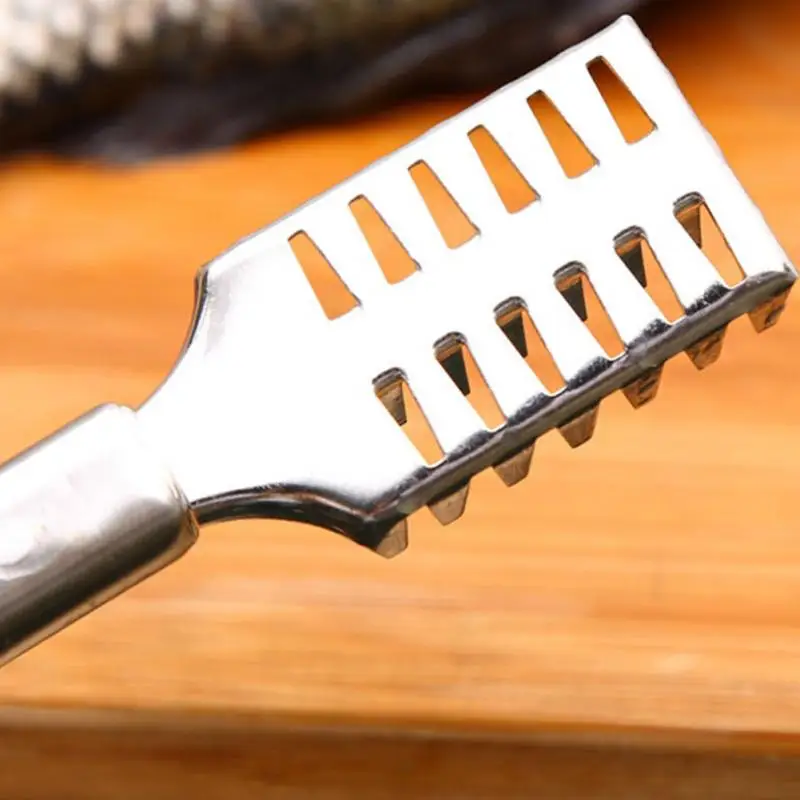 1Pc-Home-Stainless-Steel-Fish-Scale-Scaler-Scraper-Remover-Seafood-Descaler-Kitchen-Gadgets-Tools (5)