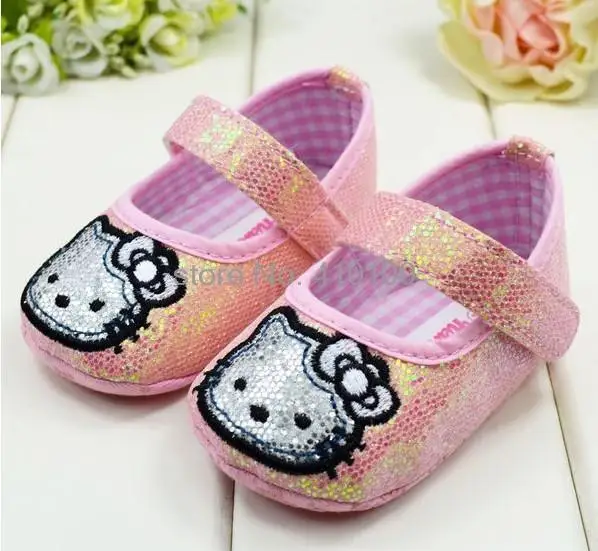 S448 Very Cute pink hello kitty fashion flash soft sole baby shoes for