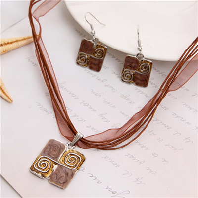 Design Colorful Jewelry sets Fashion Bohemian Rhinestone Geometric Chokers Necklaces Earrings set For Women Jewelry