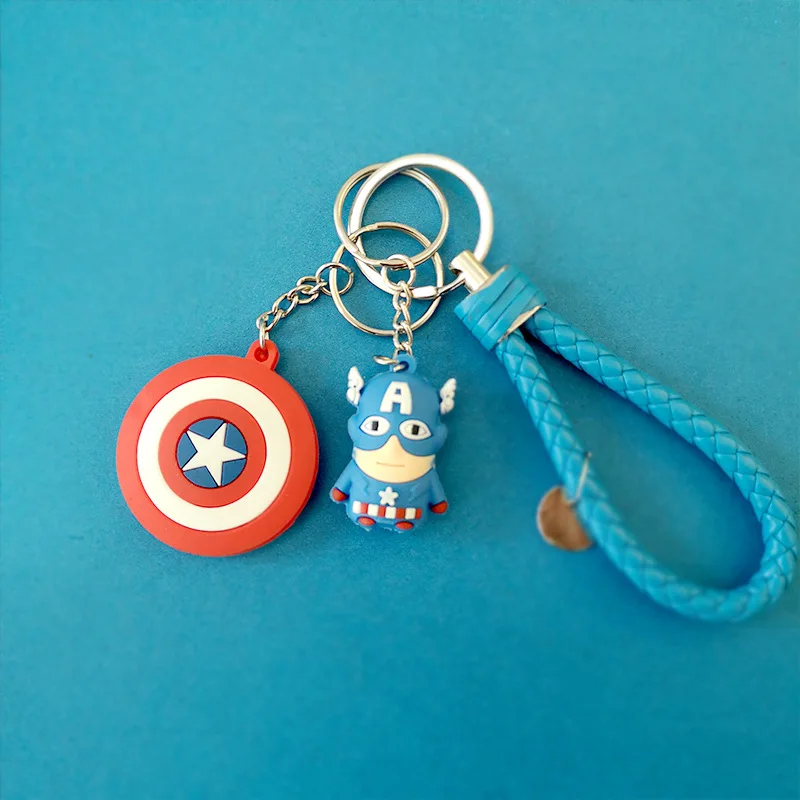 

2018 New Superheros Cosplay Cute Keychains Spiderman Batman Captain America And Superman PVC Action Figure Model Jewelry