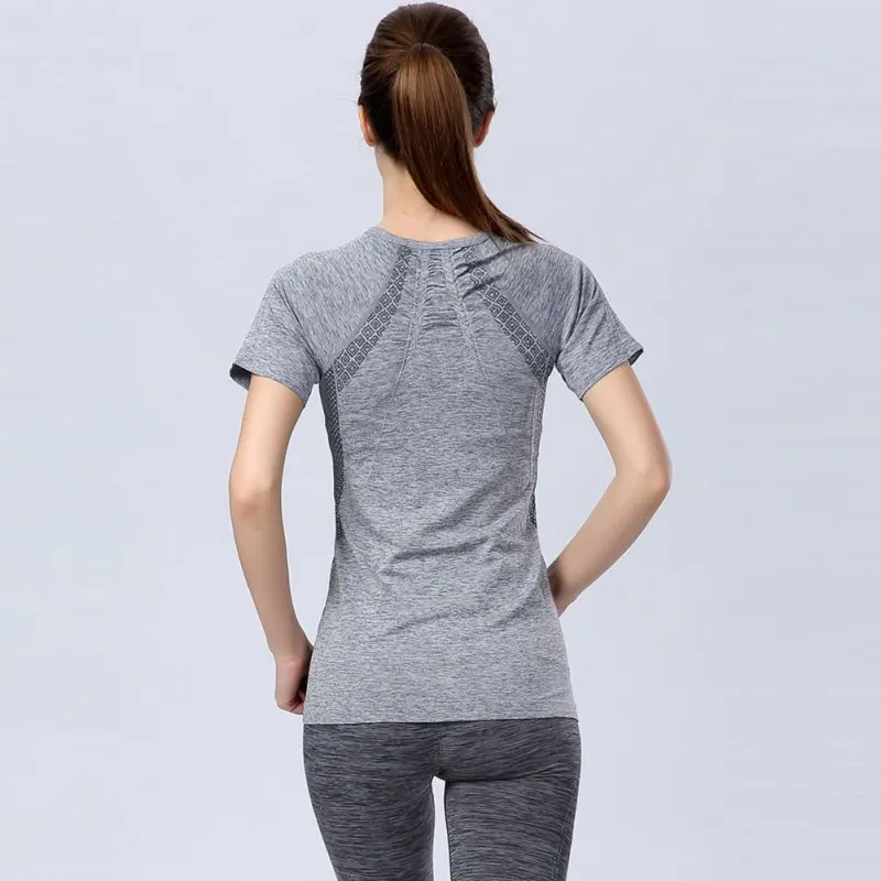 

2018 Women Elastic Quick-Dry Sport Top Running Yoga T Shirt Outdoor Sweatshirt Workout Gym Jersey Fitness