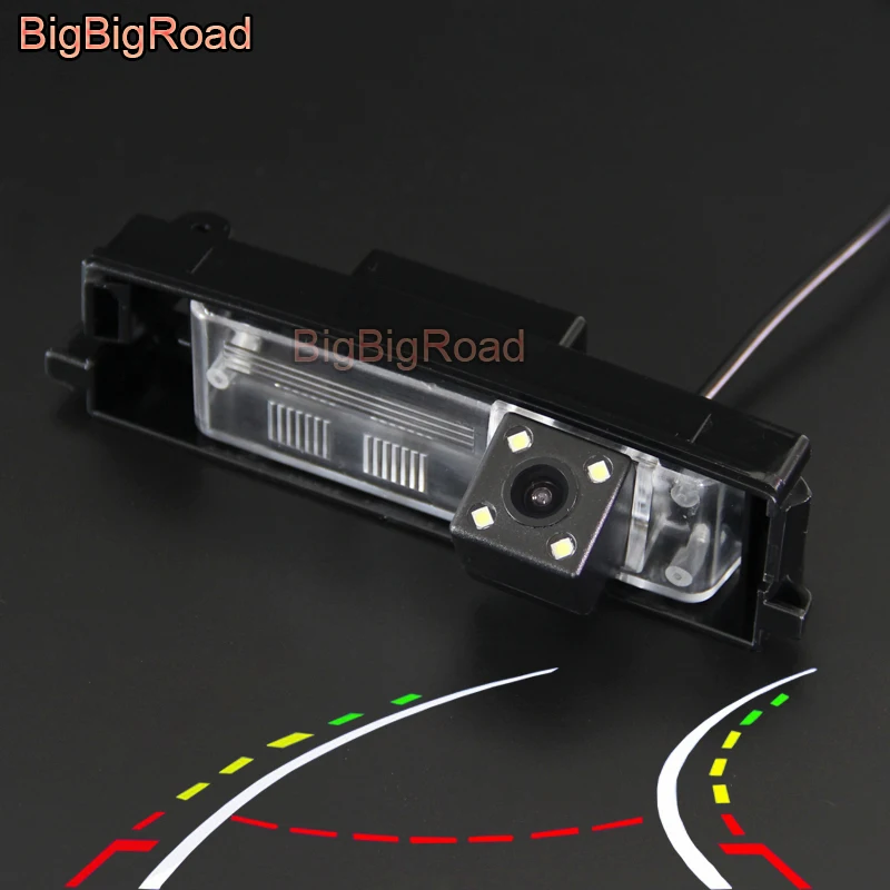 

BigBigRoad Car Intelligent Dynamic Tracks Rear View Backup Camera For Toyota RAV4 For chery tiggo 3 2009 / A3 Sedan / RELY x5