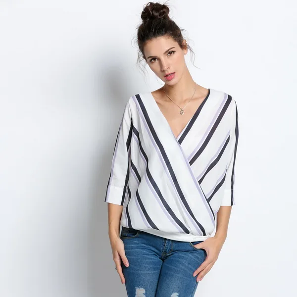 9 Latest and Trendy Crossover Tops for Women Styles At LIfe
