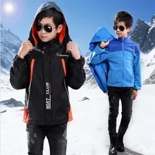 Three-in-one boy Jackets Spring and autumn models Children’s detachable outdoor windbreaker plus velvet children’s clothing jack