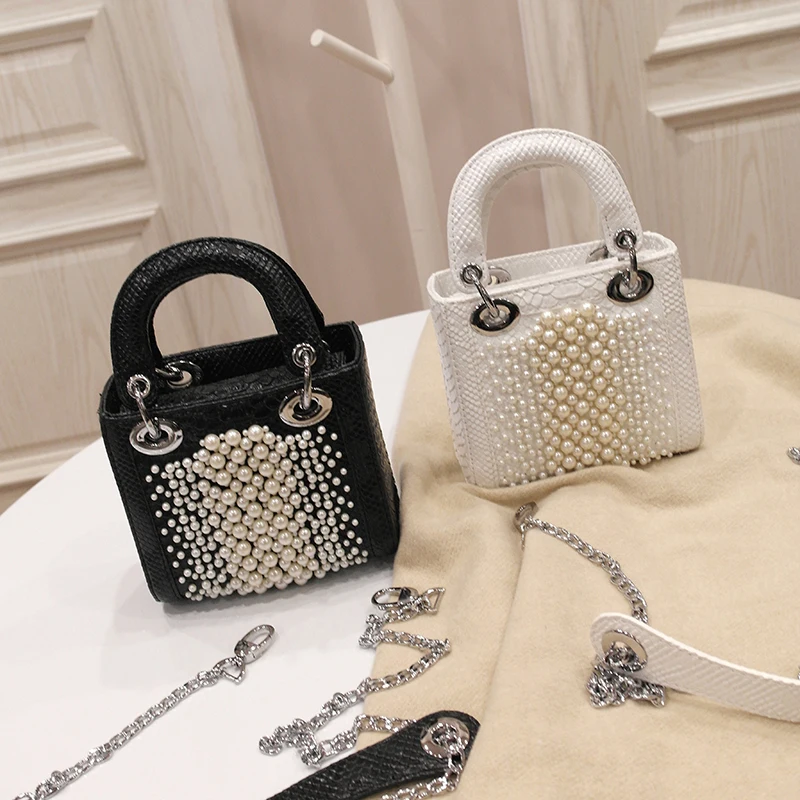 

BENVICHED 2019 new fashion girl with pearl crocodile pattern single shoulder bag Handbag Small square bag c116