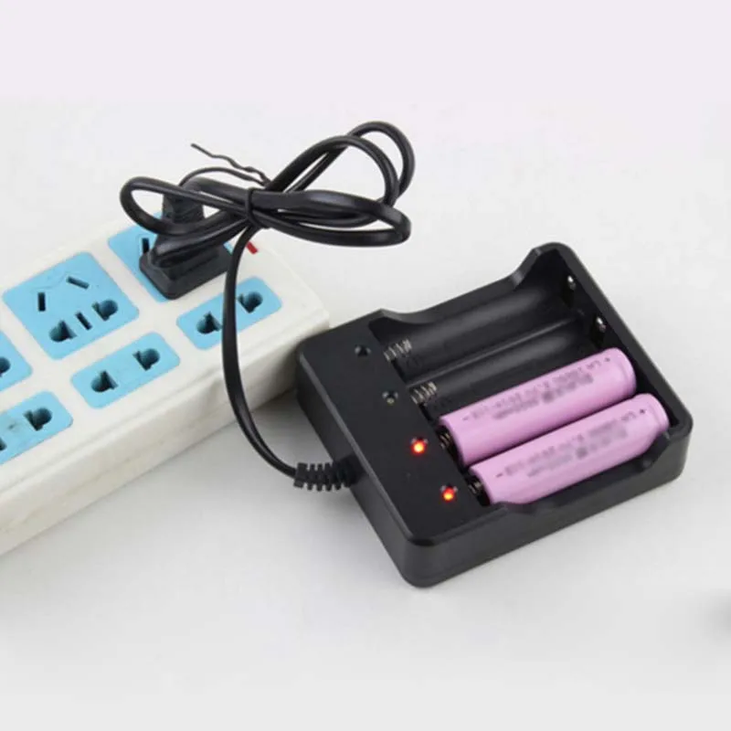 

4 Slots Battery Charger with Short Circuit Protection For 18650 Lithium-ion Rechargeable Battery GDeals
