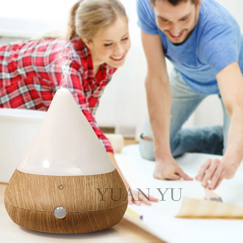 

130ml USB Mini Car Humidifier Ultrasonic Air Purifier Aromatherapy Essential Oil Diffuser Dry Protection Cool Mist Maker