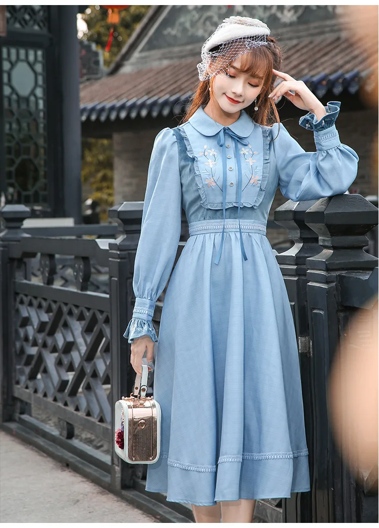 

Fashion brand retro ruffles stitching embroidery dress female college style high waist flare sleeve plaid dress wq965 dropship