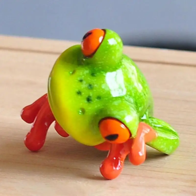 Hot Sale Resin Frog Figurine Decoration Animal Artificial Novelty