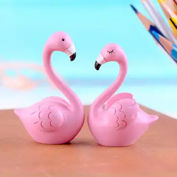 

2Pcs Car Decors Love Birds Cartoon Flamingo Patterns Creative Car Ornaments Home Decors Cake Decorations