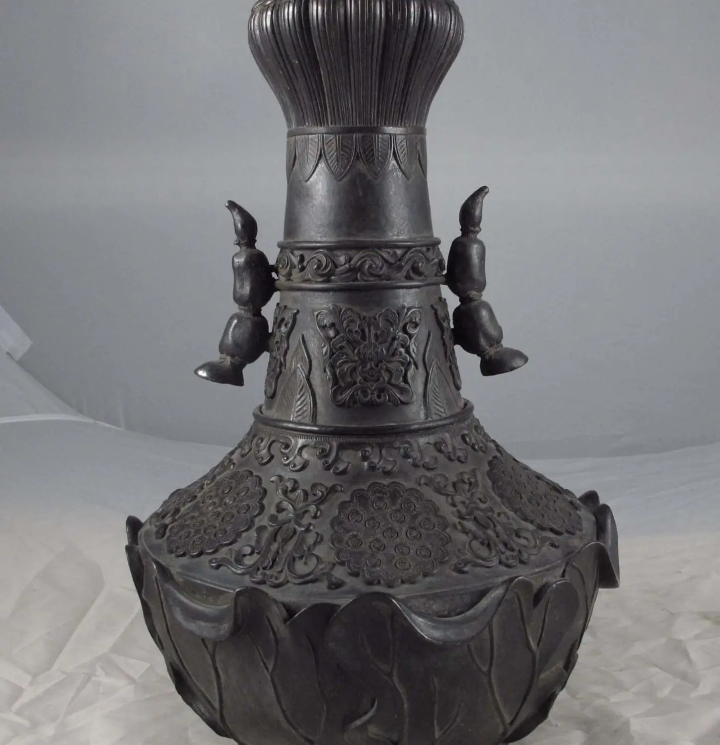 

13 Chinese Royal Pure Copper Bronze lotus flower root of lotus Bottle pot Vase
