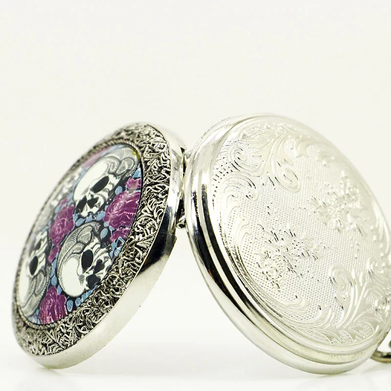 PB351-Hot-Sale-Free-Shipping-Retro-Four-Skull-Heads-Rose-Pocket-Watch-With-Necklace-Chain-Best (3)