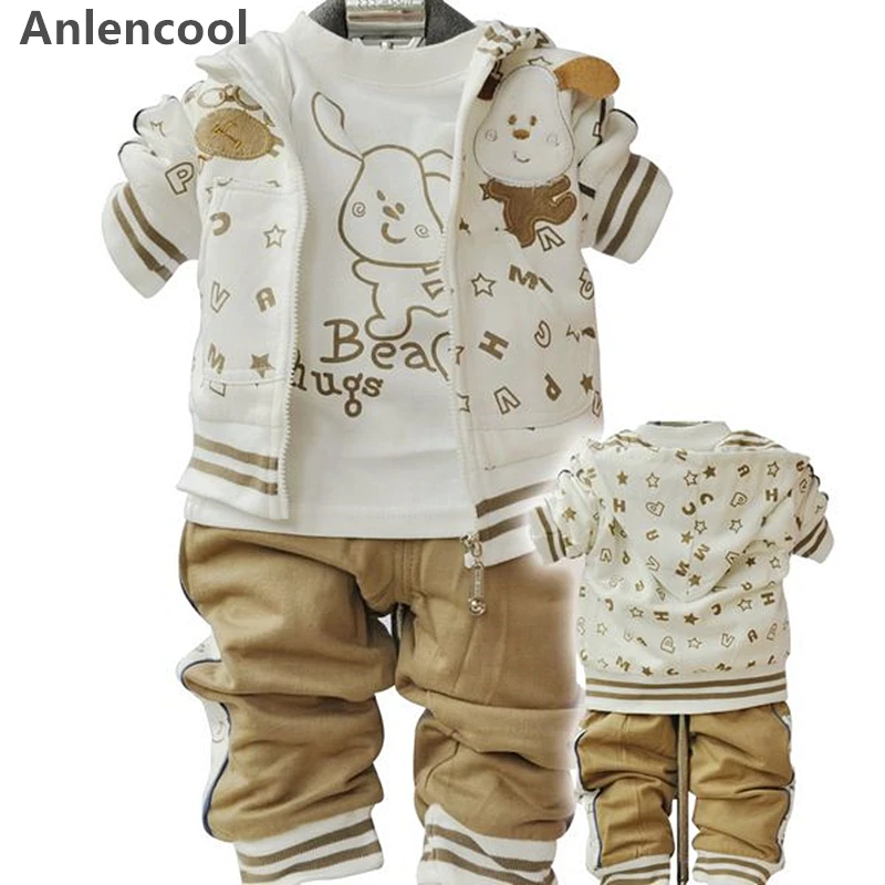 Baby boy set clothes BABY GIRLS - Detailed dresses and outfits with smocking, lace and hand embroidery and lots of special accessories. BABY BOYs - Classic baby boy clothing with pintucks and pleats. Selection of breathtaking christening gowns and bonnets, booties and accessories.