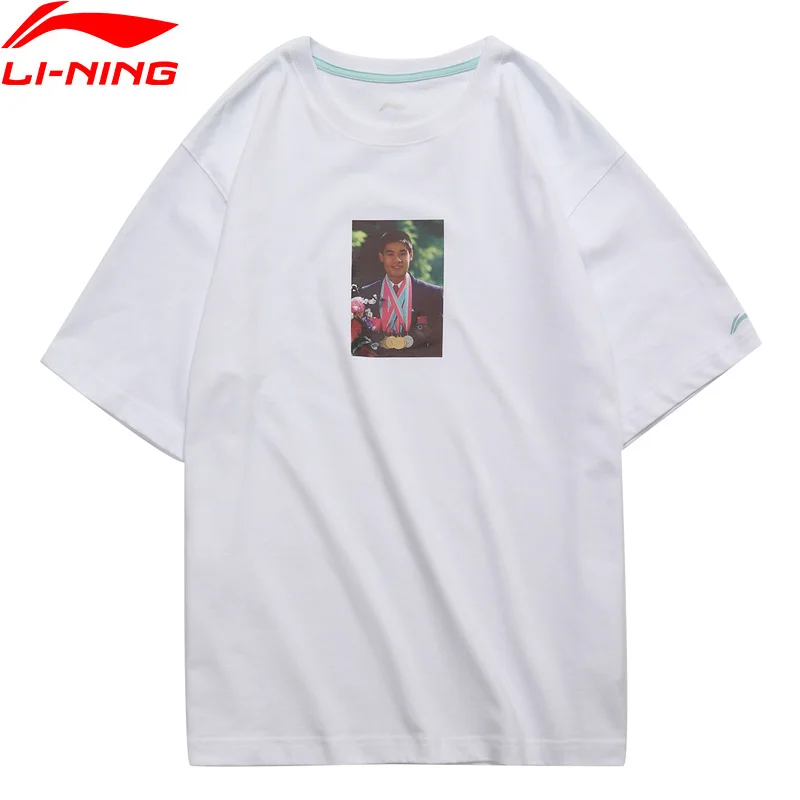 

Li-Ning PFW Men Li's Photo Tee Printing T-Shirt 100% Cotton Loose Fit Breathable LiNing Sports Tee Tops AHSN857 MTS2879