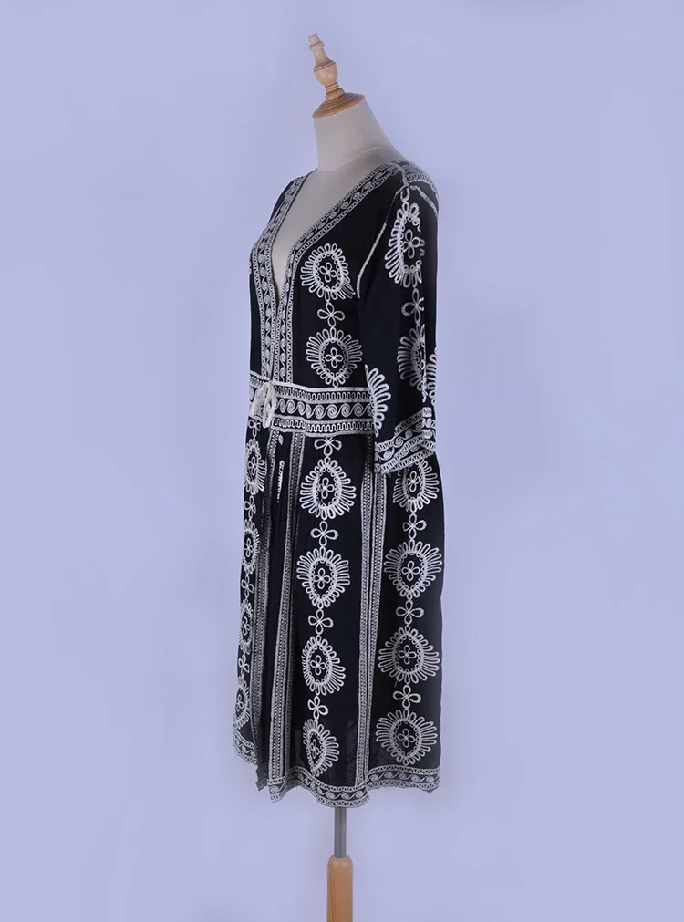 Black Embroidery Cotton Beach Cover up Saida de Praia Beach kaftan Bathing suit Cover ups Vestidos de Playa Beachwear Tunic Black Embroidery Cotton Beach Cover up Saida de Praia Beach kaftan Bathing suit Cover ups Vestidos de Playa Beachwear Tunic