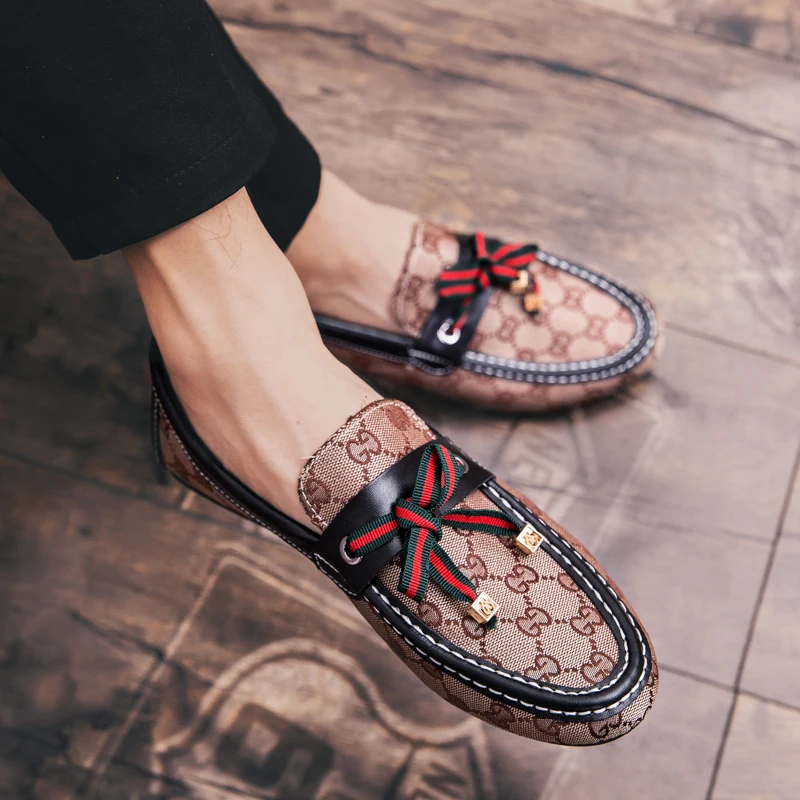 

2019 Peas Shoes Men Lovers Loafers Fashion Flats Walking Men Couple Casual Shoes Lace Up Footwear Zapatillas zapatos de hombre