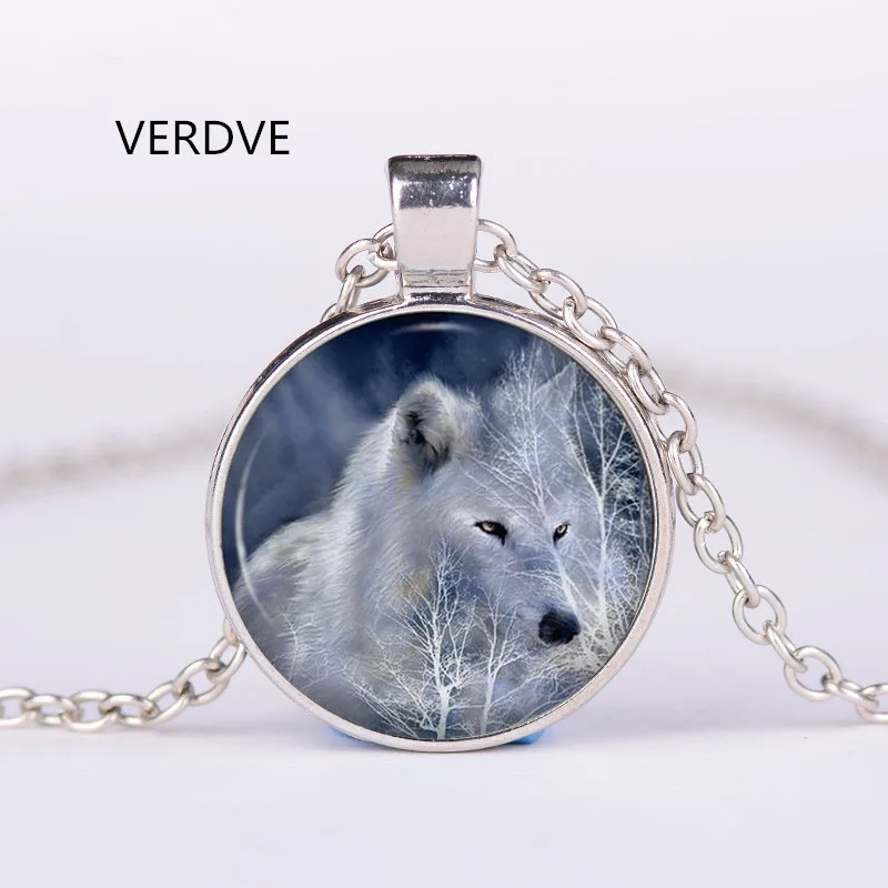 Mens necklace Jewelry Fashion Talk Crystal Necklace Time Wolf Totem Pendant Necklace New Men Necklace