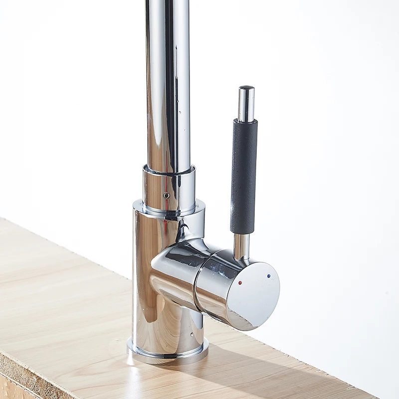 Modern New Chrome Brass Kitchen Faucet Single Handle LED Pull Out Swivel Sink Mixer Hot and cold water YC-CL3011A Modern New Chrome Brass Kitchen Faucet Single Handle LED Pull Out Swivel Sink Mixer Hot and cold water YC-CL3011A