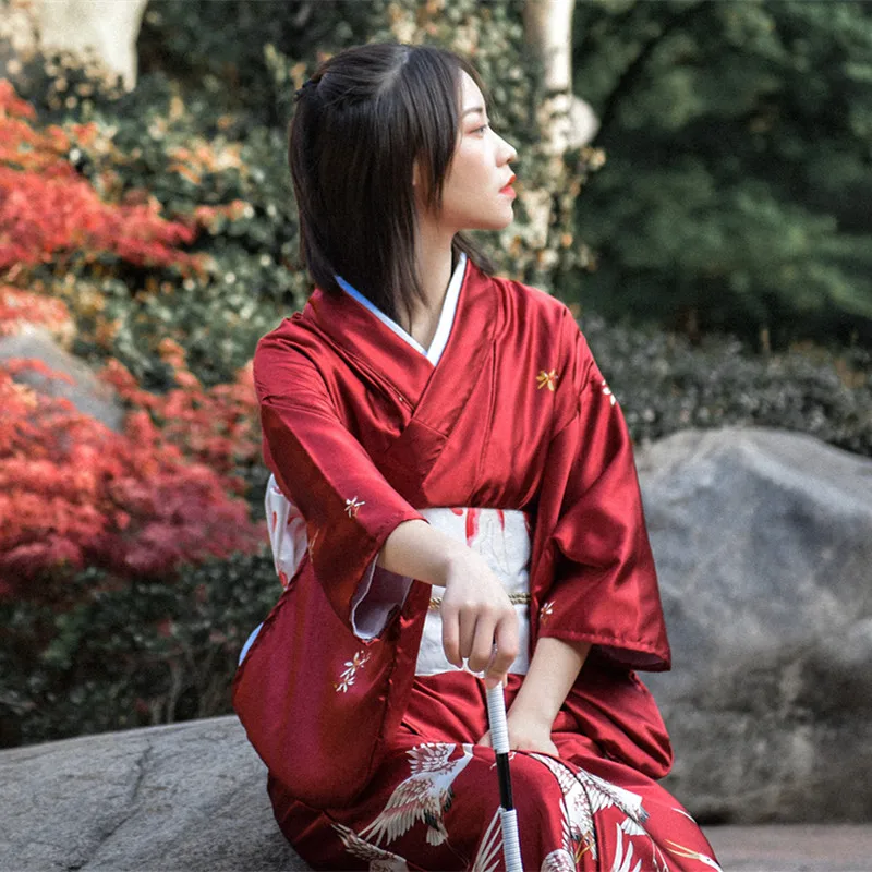 Красное японское женское традиционное кимоно юката из шелка и вискозы с цветком obi винтажный карнавальный костюм вечернее платье один комплект