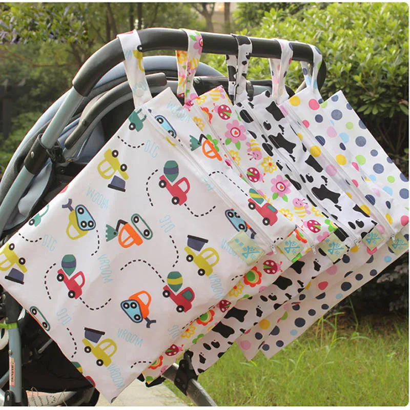 

New Reusable Printed Pocket Wet Bag Waterproof Nappy Bags PUL Travel Baby Nappy Mini Size Wet Dry Bags Wetbags 25x20cm