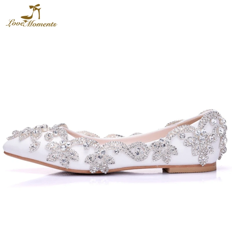 

2018 Beautiful Diamond Wedding Shoes Pointed Toe Shallow Mouth Bride Shoes Flat Heels Comfortable Party Dancing Shoes Big Size