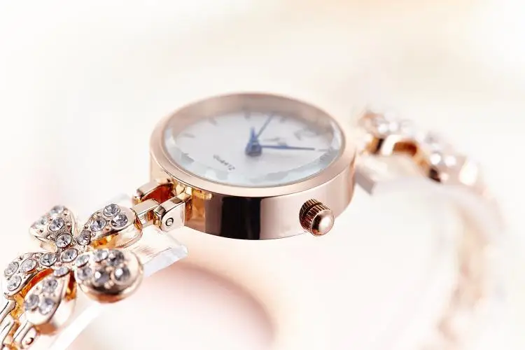 Часы женские цветы жемчужина завернутый браслет часы женские Для женщин часы браслет кварцевые наручные часы Relogio feminino Прямая поставка