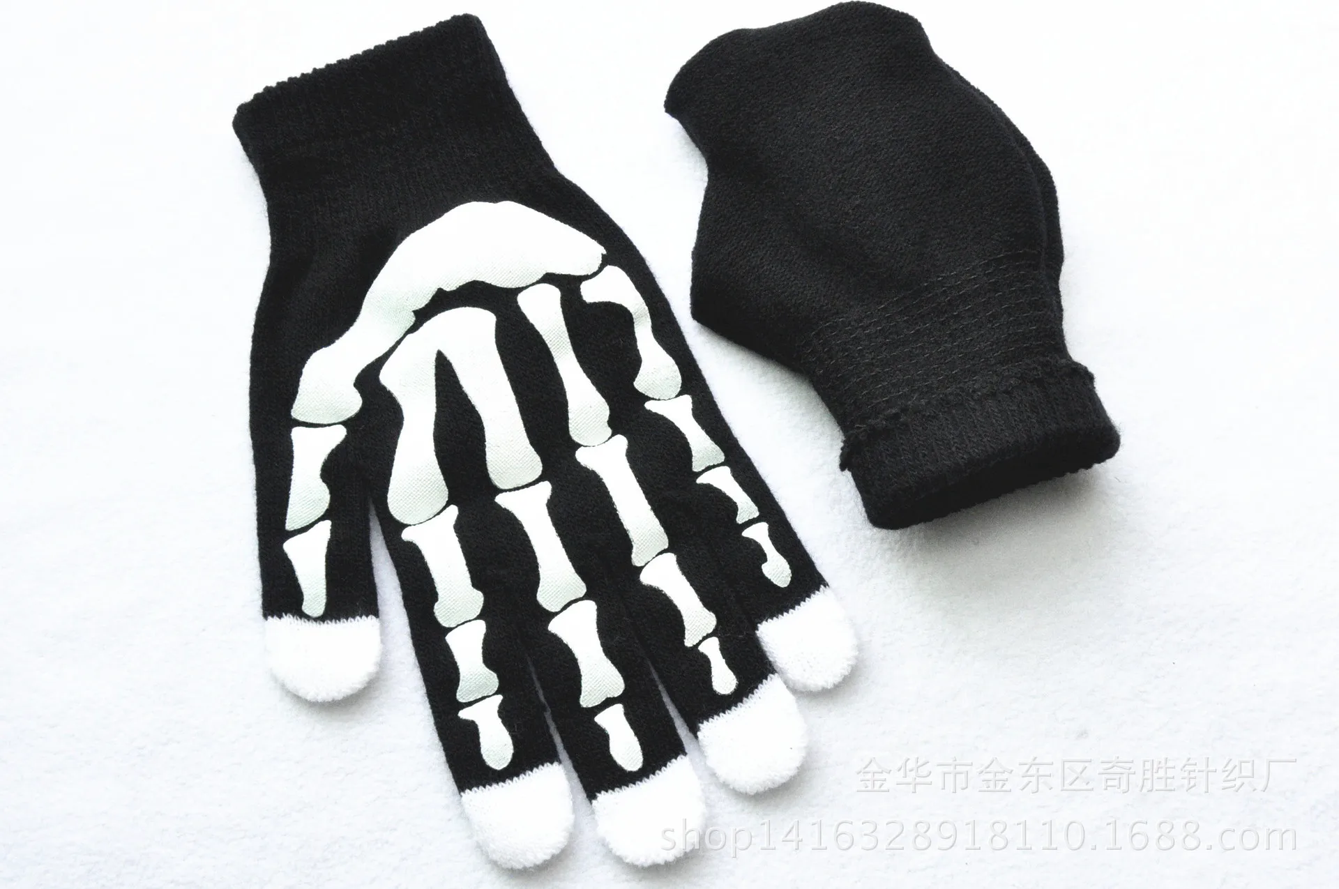 Зимние перчатки для мужчин мягкие вязаные руки скелета с принтом перчатки хип поп молодых мужчин теплые плотные Перчатки хорошего качества