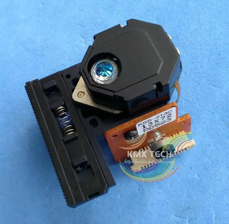 

100% original CD laser head KSS-213C 213C Bald Black potentiometer