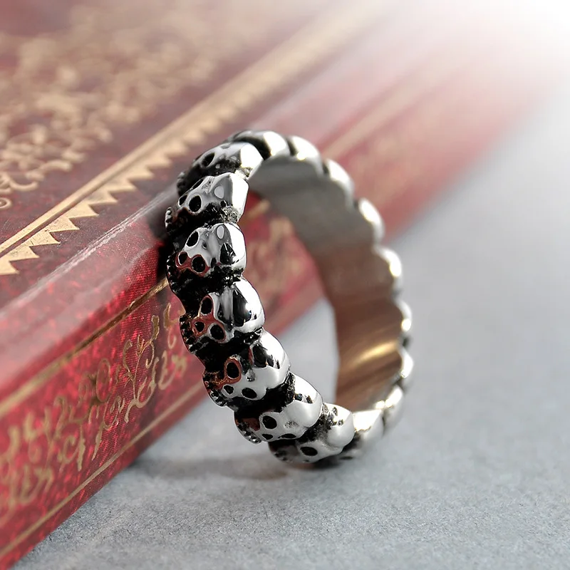 

Punk Fashion Skull Finger Rings for Men Women Cool Hip Hop Jewelry Antique Silver Nice Gifts Gothic Skeleton Rings