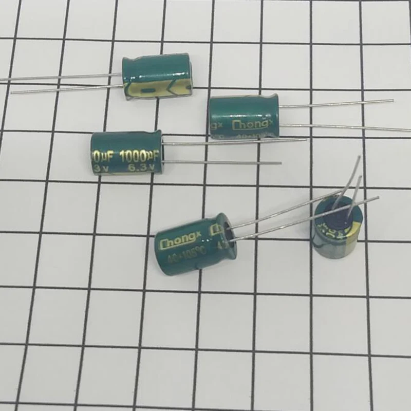 Высокое качество 50 шт./лот 1000 мкФ 6,3 В Объем 8*12 почта Dip электролитические конденсаторы 1000 мкФ 6,3 В IC