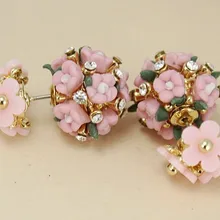 Дизайн модные брендовые ювелирные изделия элегантные двойные имитация жемчуга Цветы серьги гвоздики для женщин для подарков